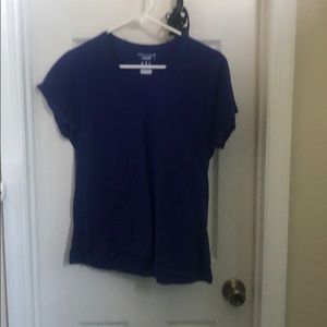 Women’s exercise shirt
